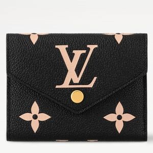 Luxury Black & Creme Monogram Compact Envelope Wallet🔥👍🩷🫦